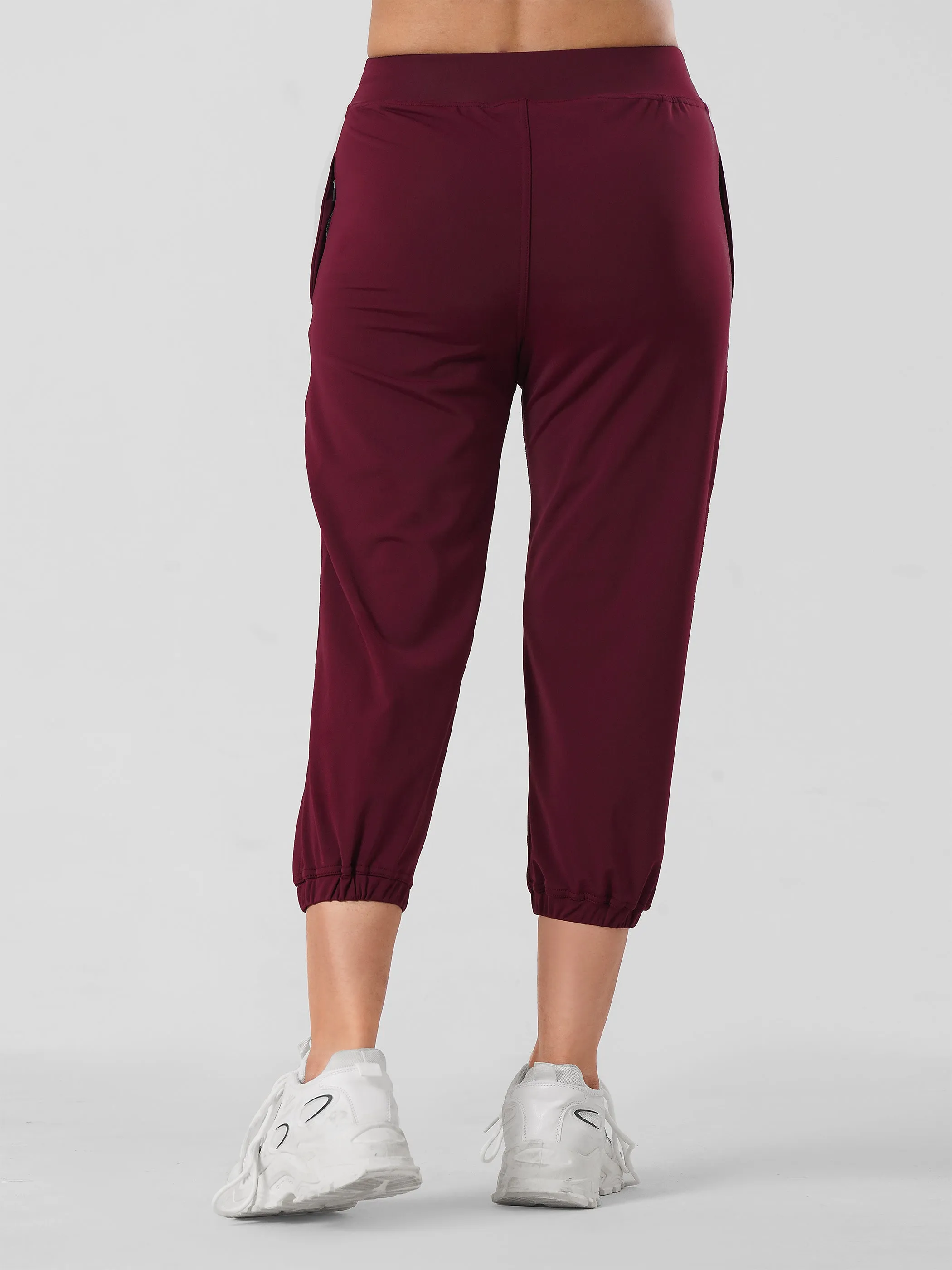 Adapted State High Rise Cropped Joggers in Maroon