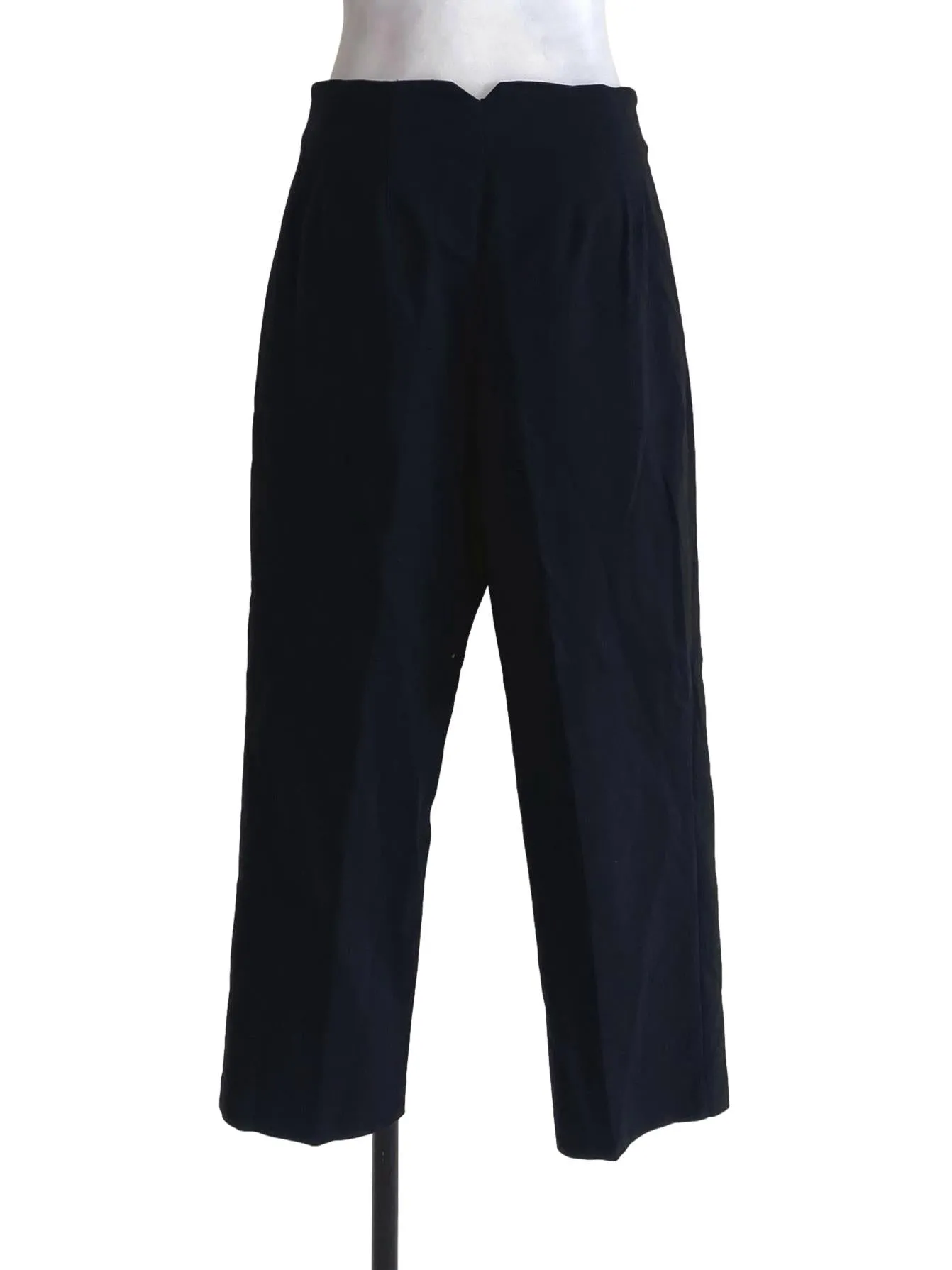 Black Pants LB