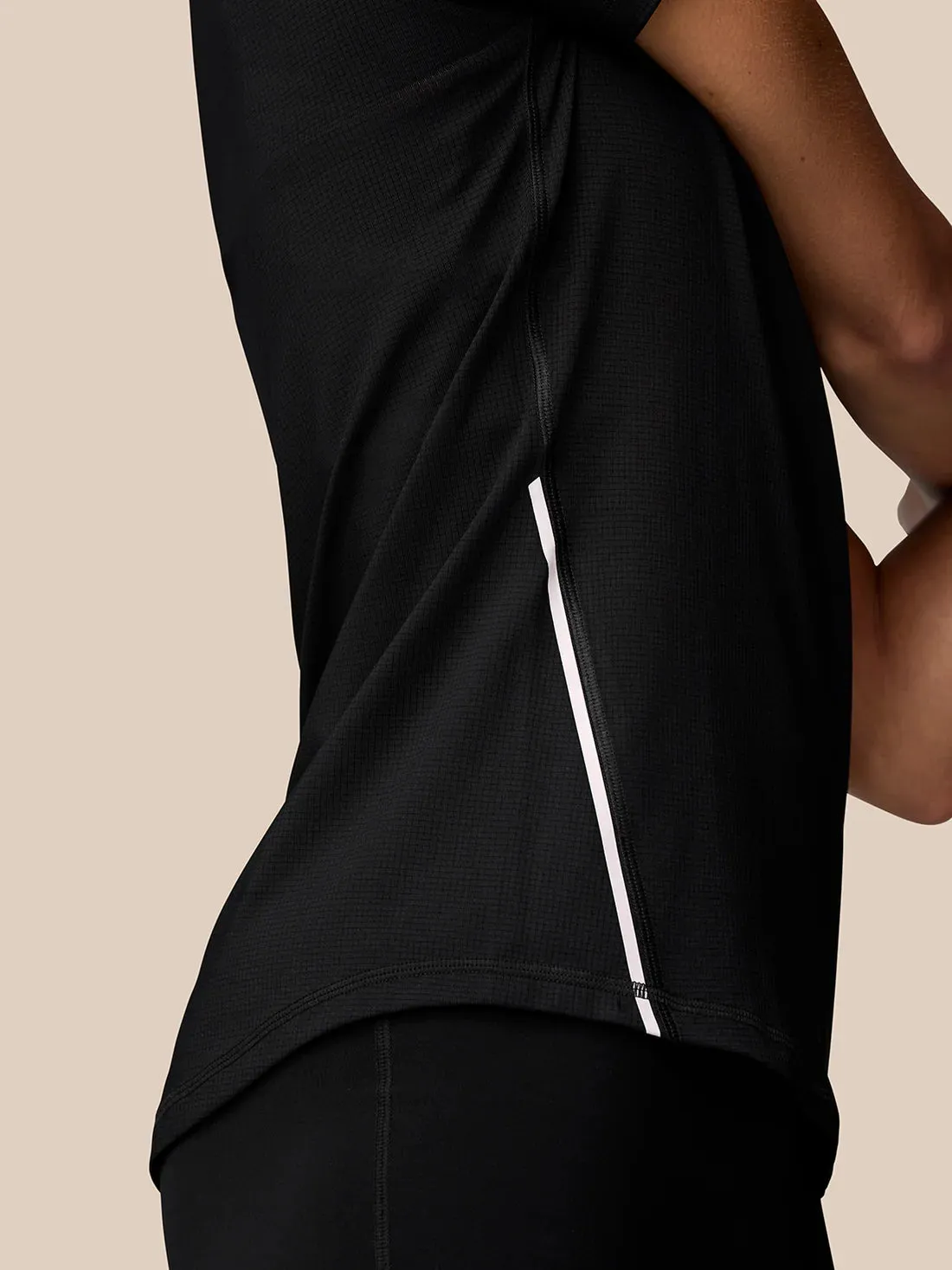 Castore Apex Training T-shirt - Black