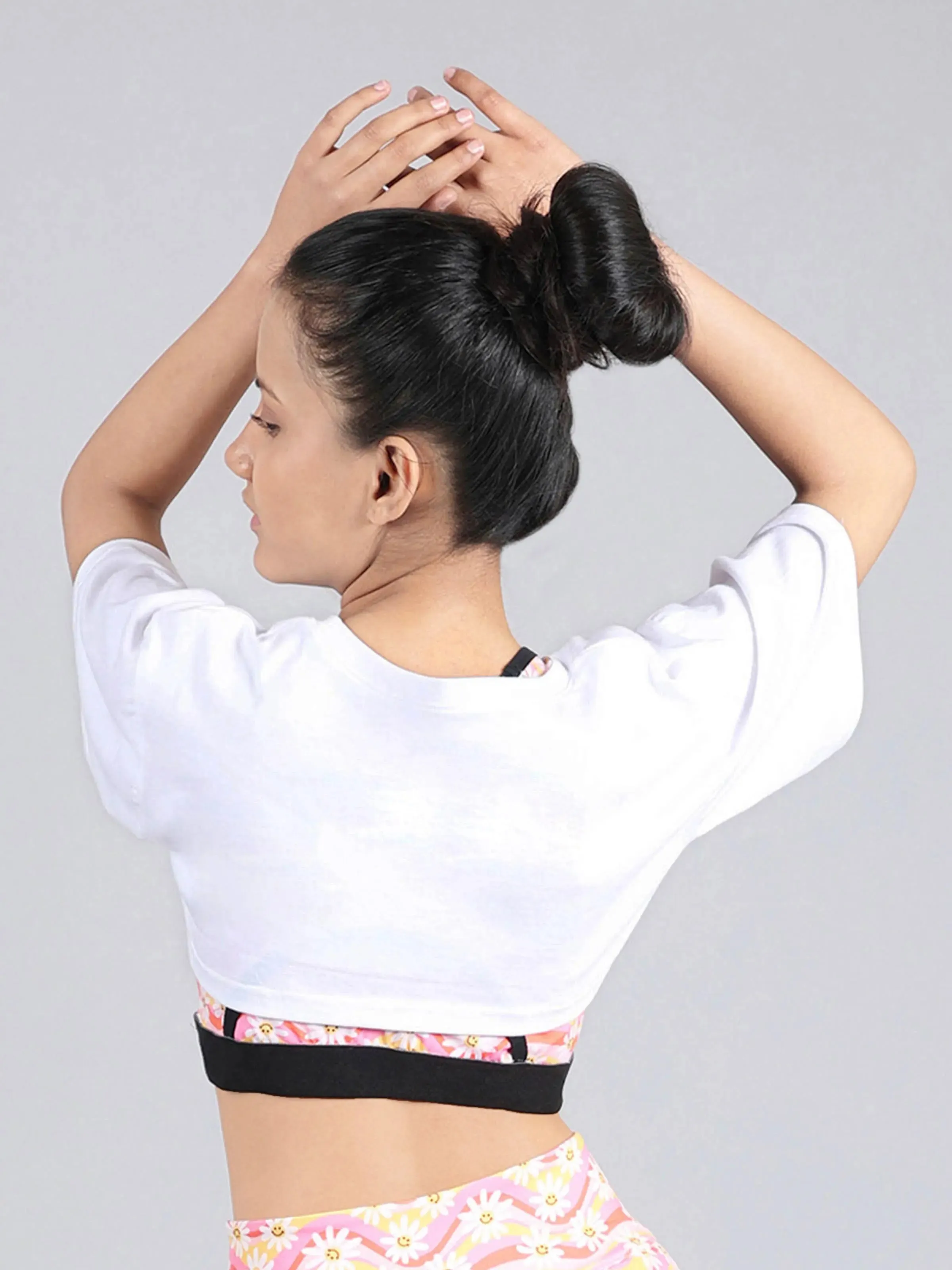 D’chica Bust Cut Activewear Sports Top Half Sleeve Workout Cardio Fitness Gym Crop Top