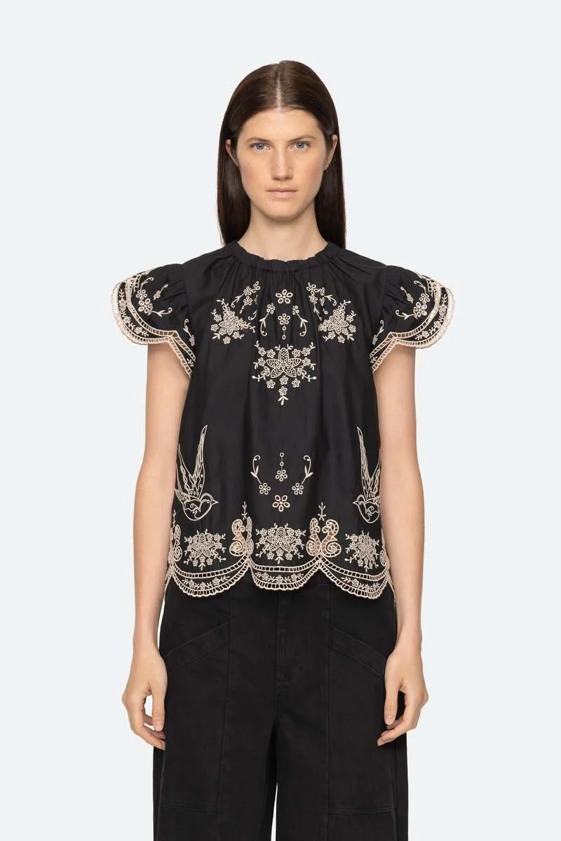 KINGSLEY EMBROIDERY FLUTTER SLV TOP