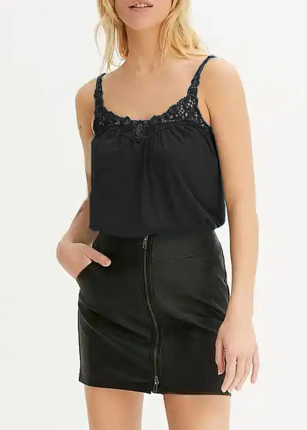 Ladies Sleeveless Stylish & Comfortable Lace Tank Top