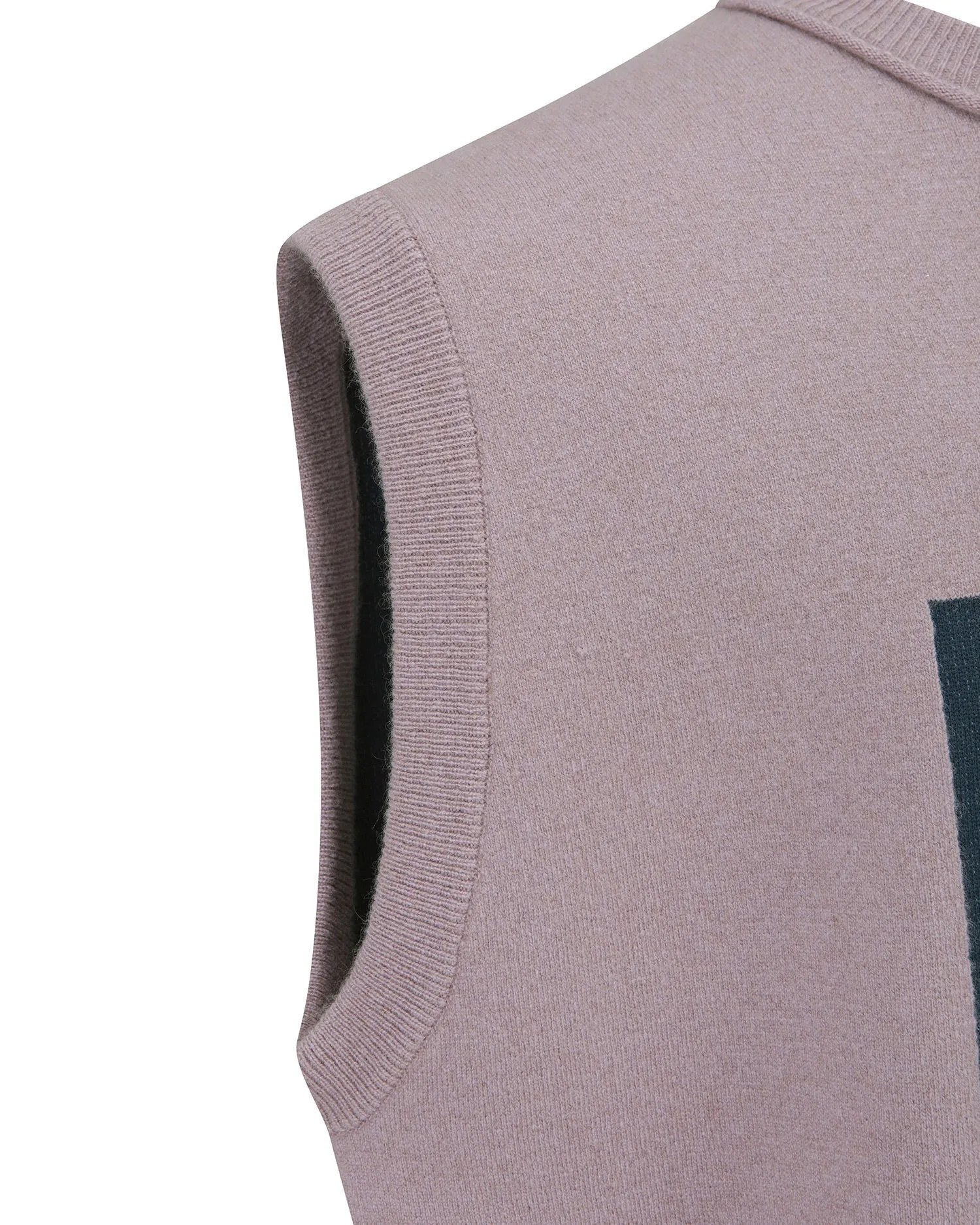 LE C Vest