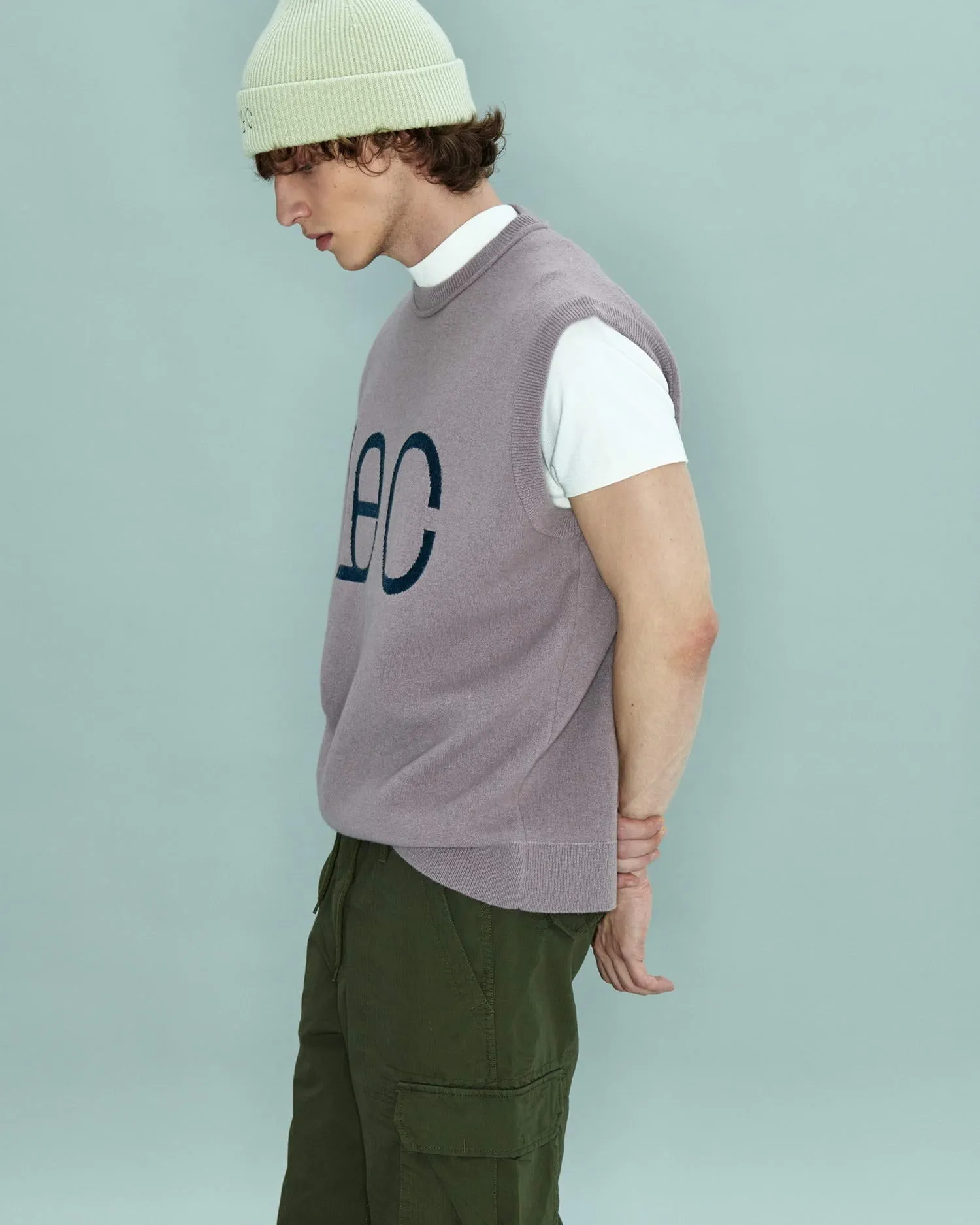 LE C Vest