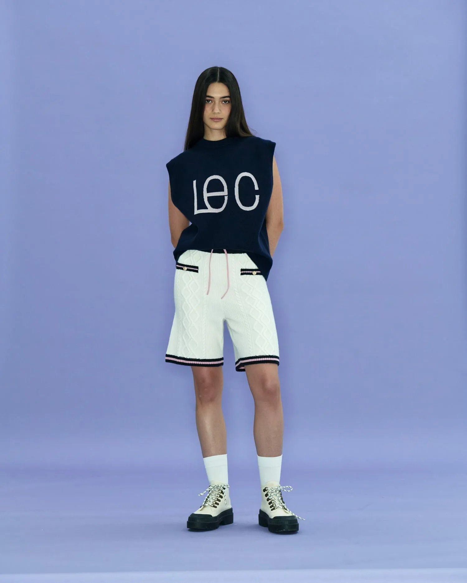LE C Vest