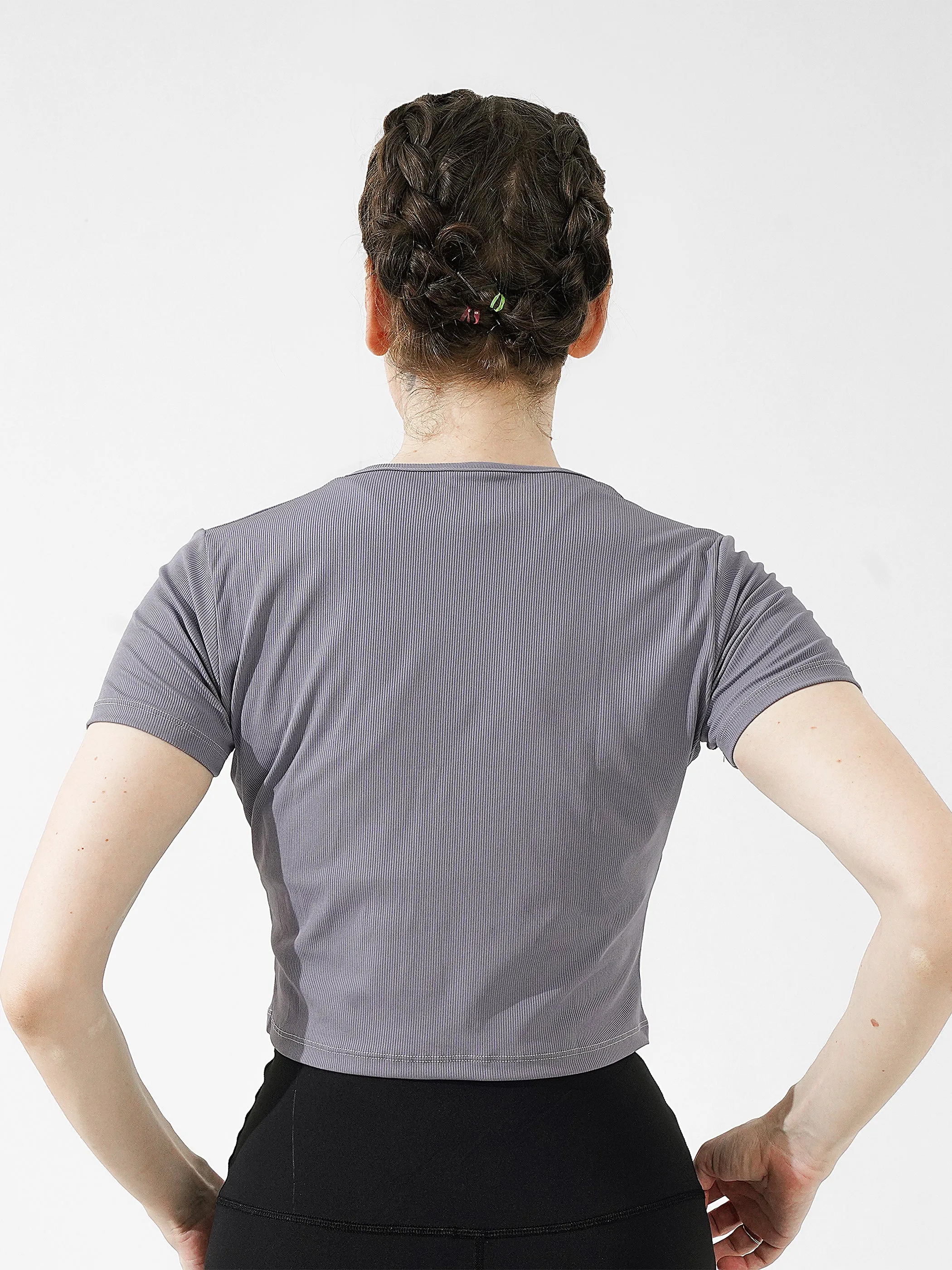 LEERA Active Crop Top in Grey
