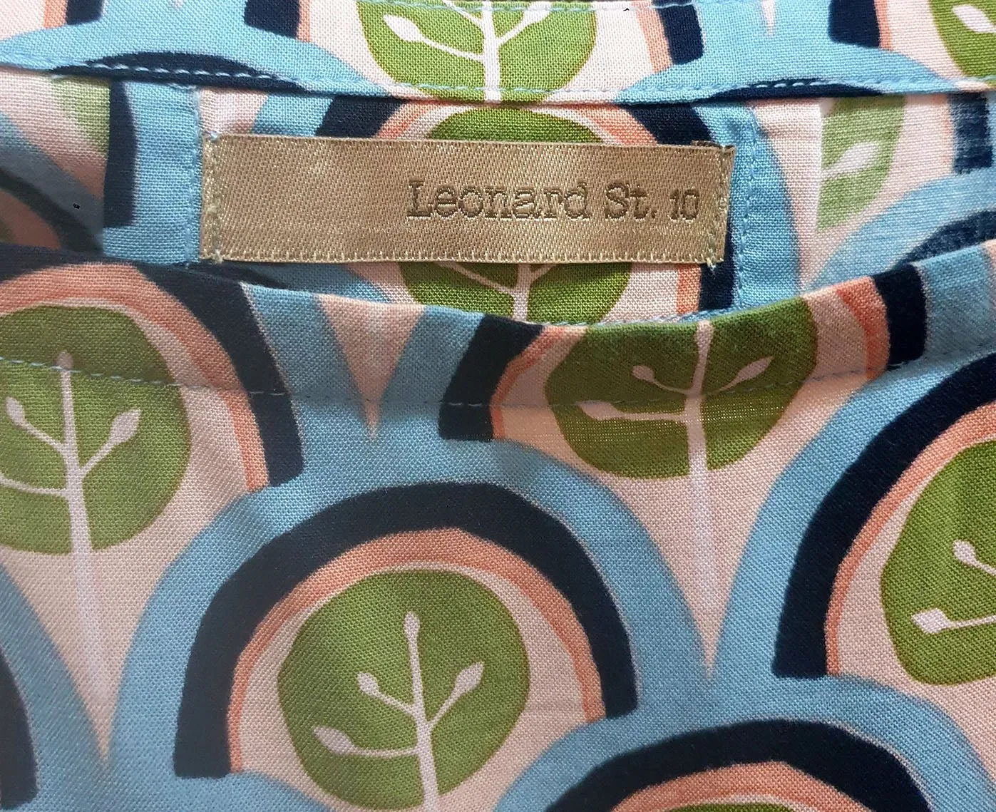 Leonard St unique print top size 10