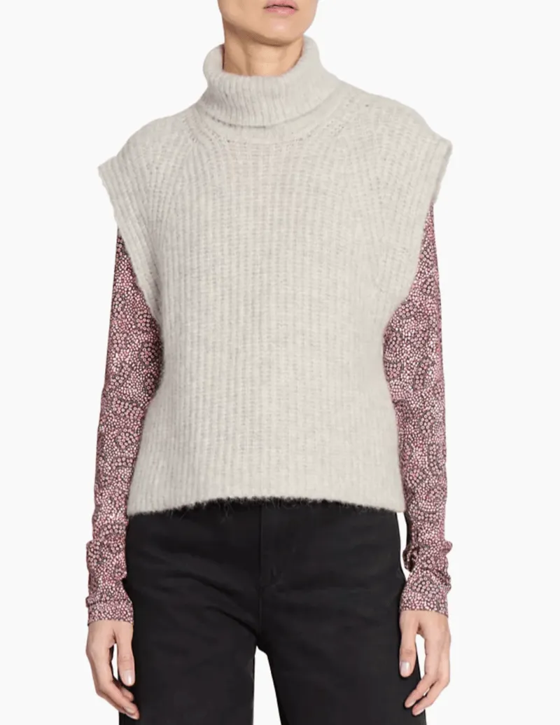 MEGAN PULLOVER