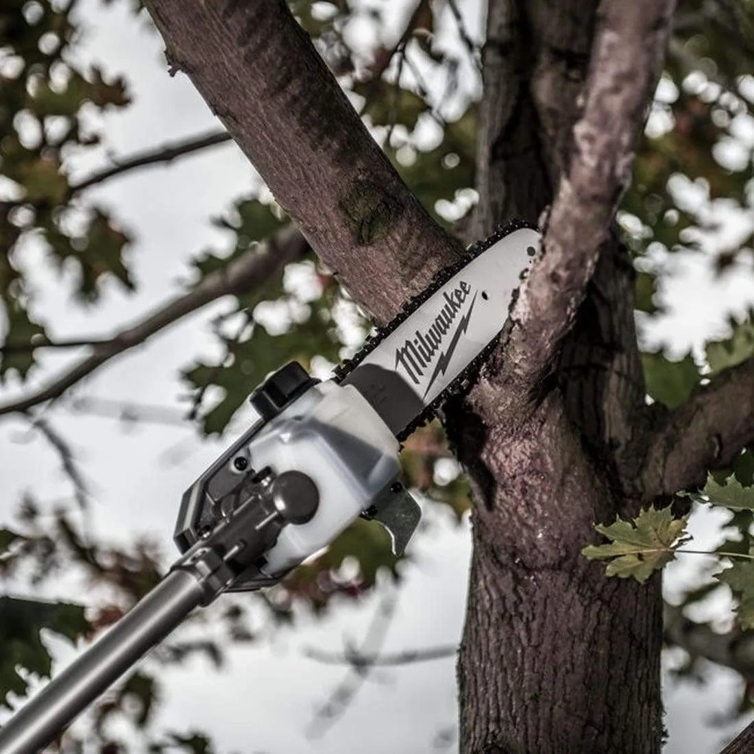 Milwaukee M18 FUEL™ Chainsaw Extension Attachment - M18 FOPH-CSA