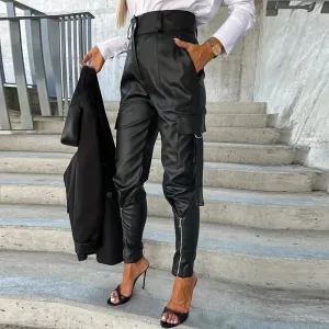 Nadine - trendige Streetwear-Hose mit Reißverschluss