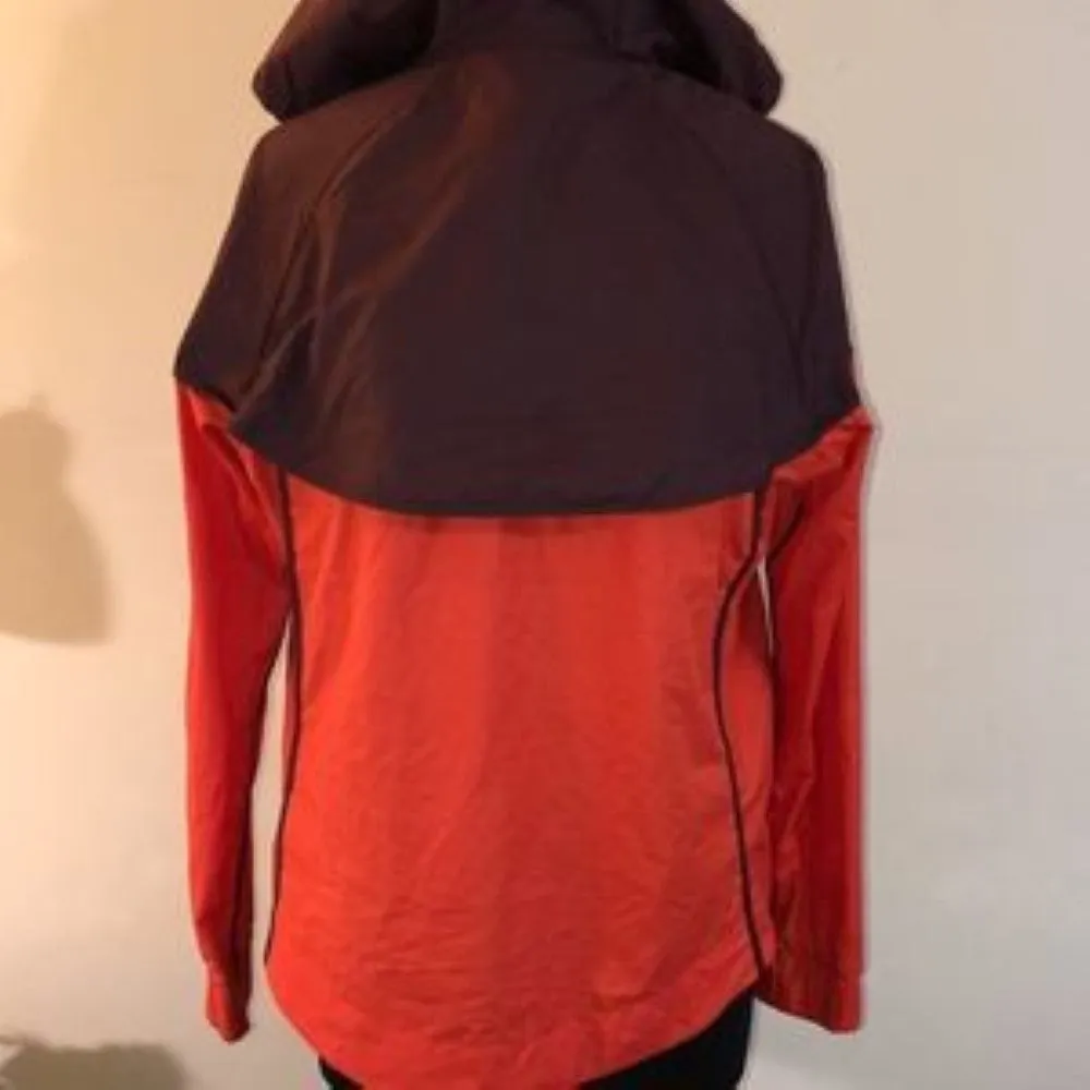 Nike Essential Packable Running Rain Jacket