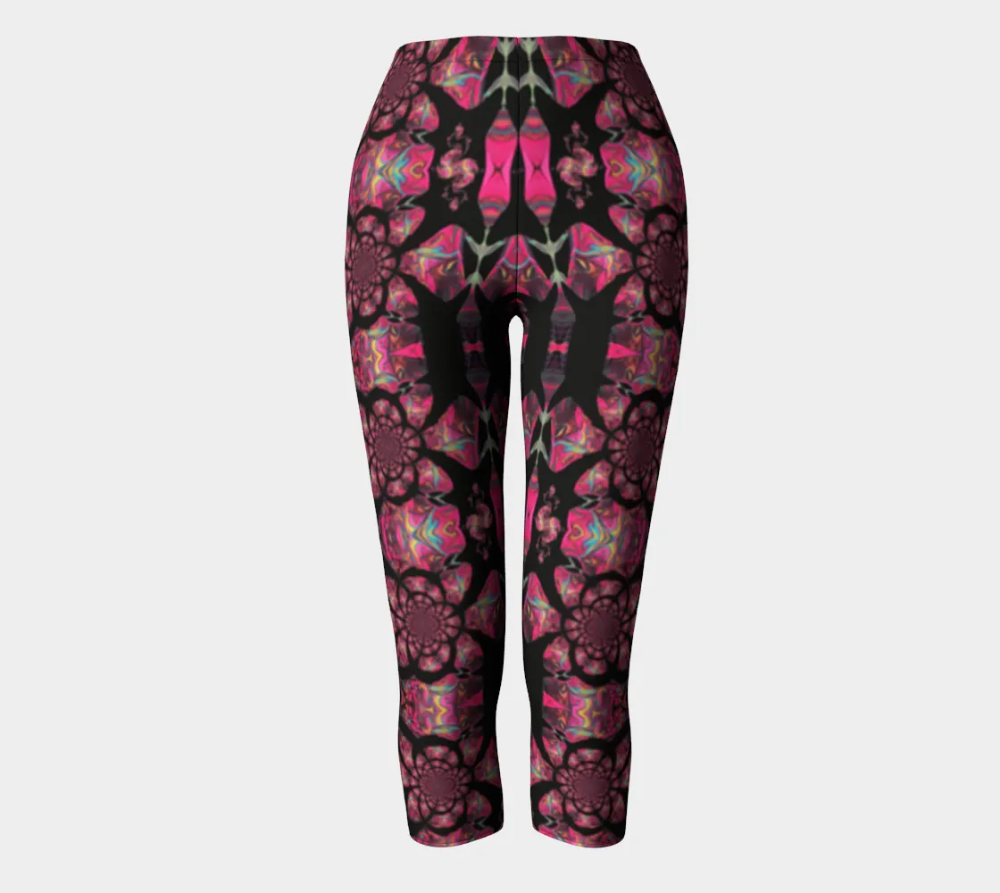 Pink Paisley Pattern Capri Leggings
