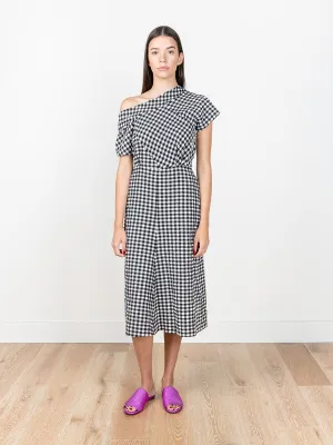pout dress
