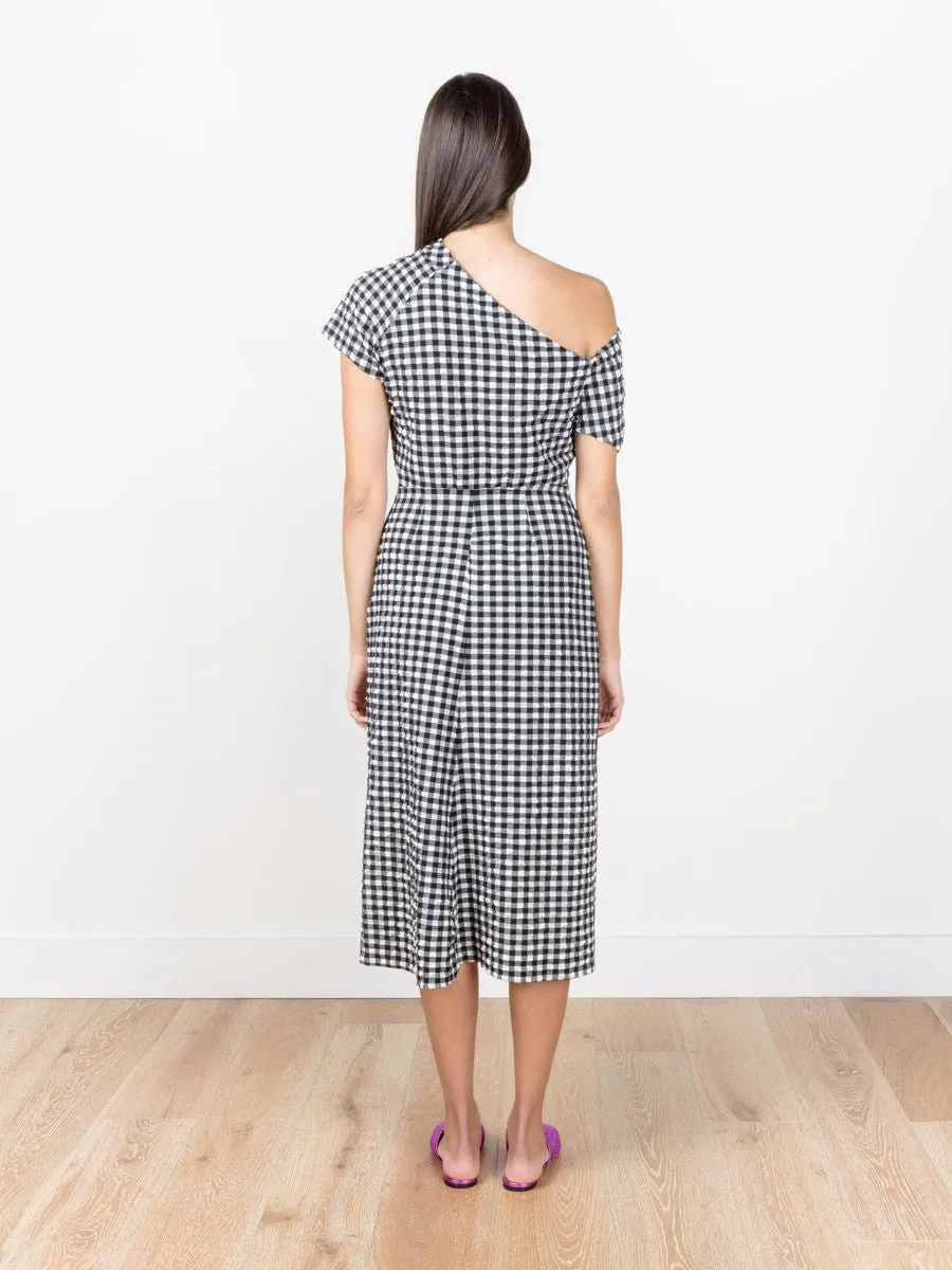 pout dress