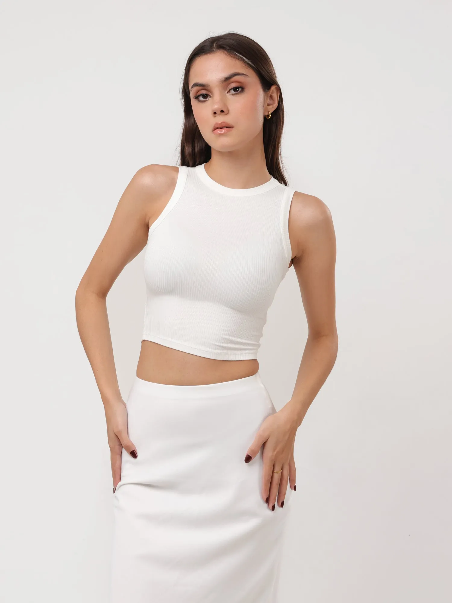 Riri Sleeveless Halter Neck Crop Top