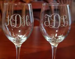 Strahl Engraved Acrylic Wine Glasses- Set of 4