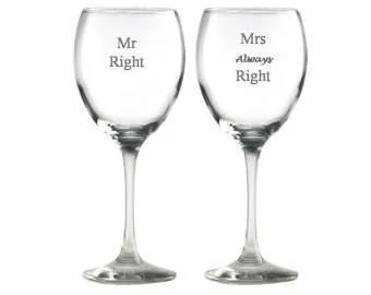Strahl Engraved Acrylic Wine Glasses- Set of 4