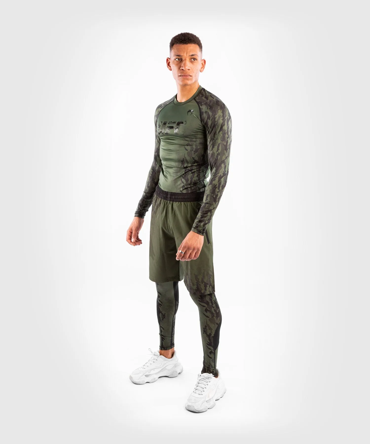 T-shirt de Compression Manches Longues Homme UFC Venum Authentic Fight Week - Kaki