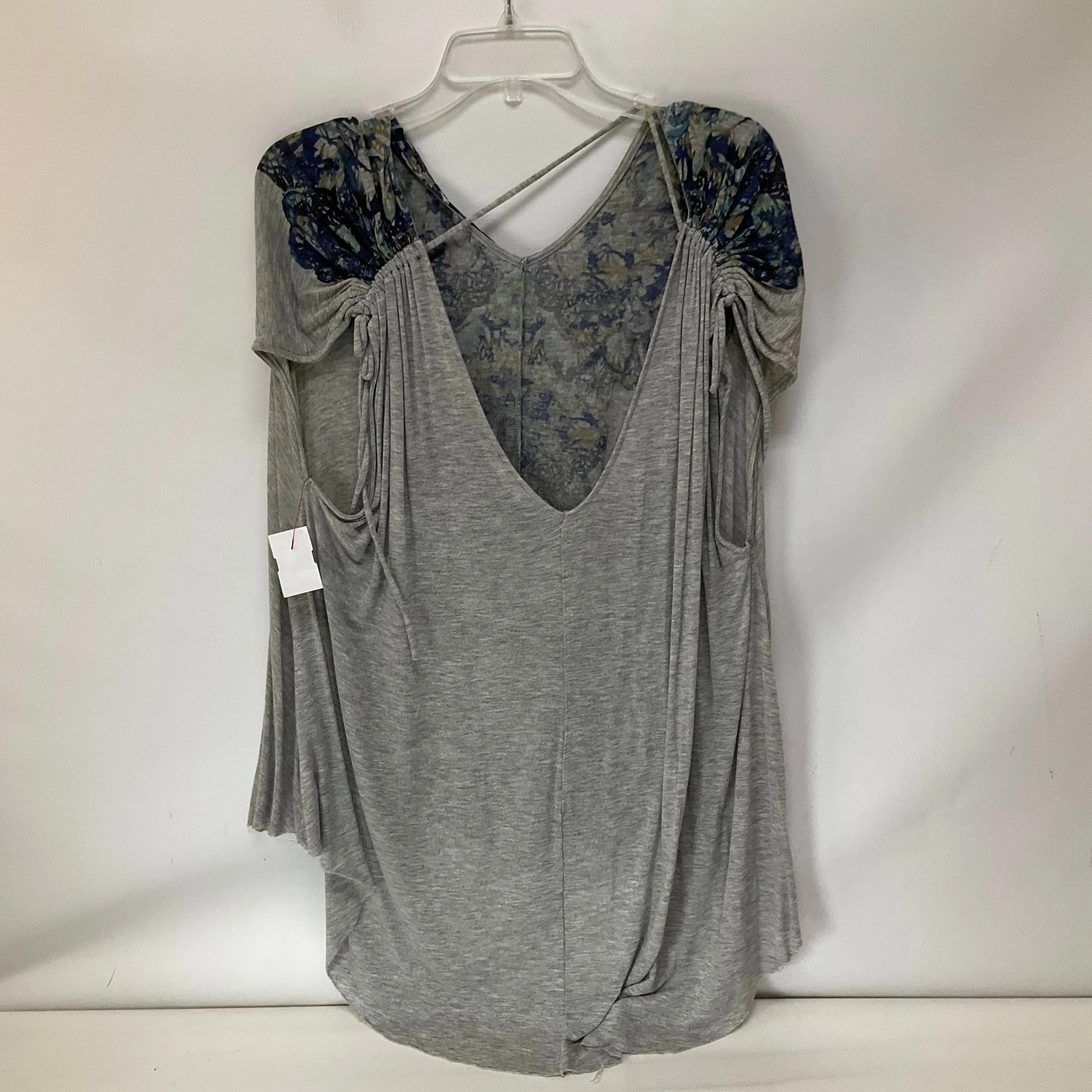 Top Sleeveless By Free People In Grey, Size: L