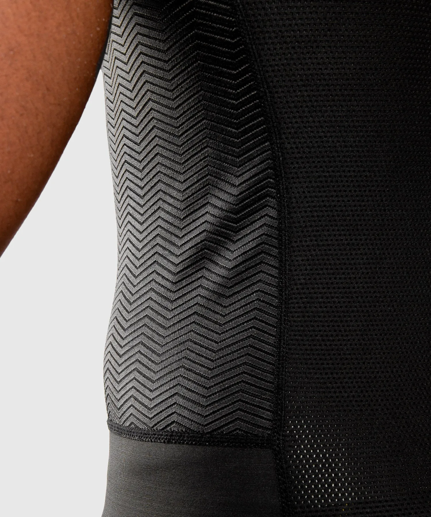 Venum G-Fit Rashguard - Short Sleeves