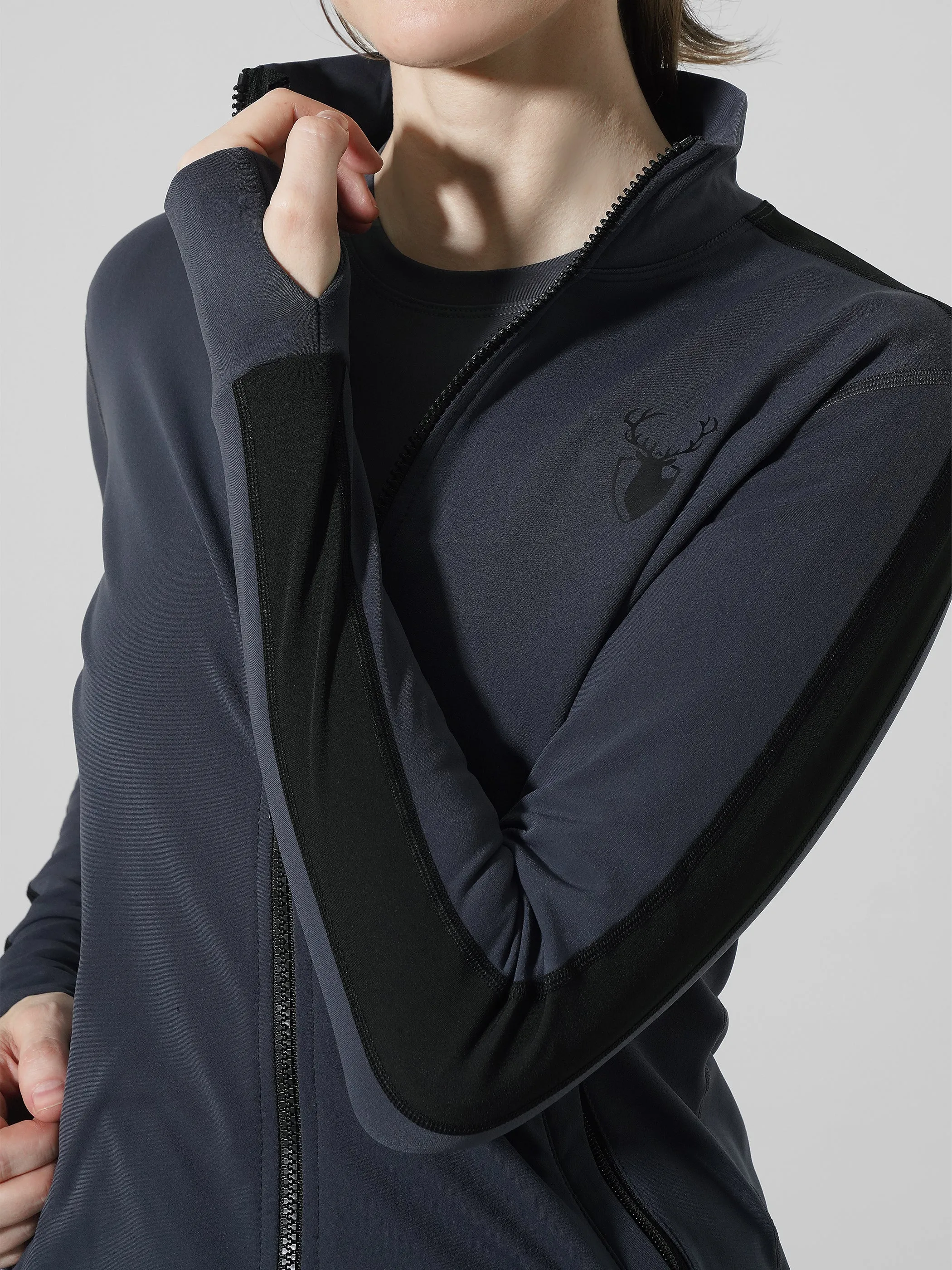 voyager Tracksuit in grey (3 items)