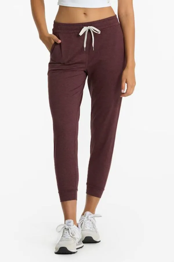 Vuori Womens Performance Jogger  Long